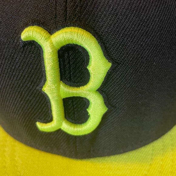Boston Red Sox fitted hat 7 1/2 - Picture 3 of 5